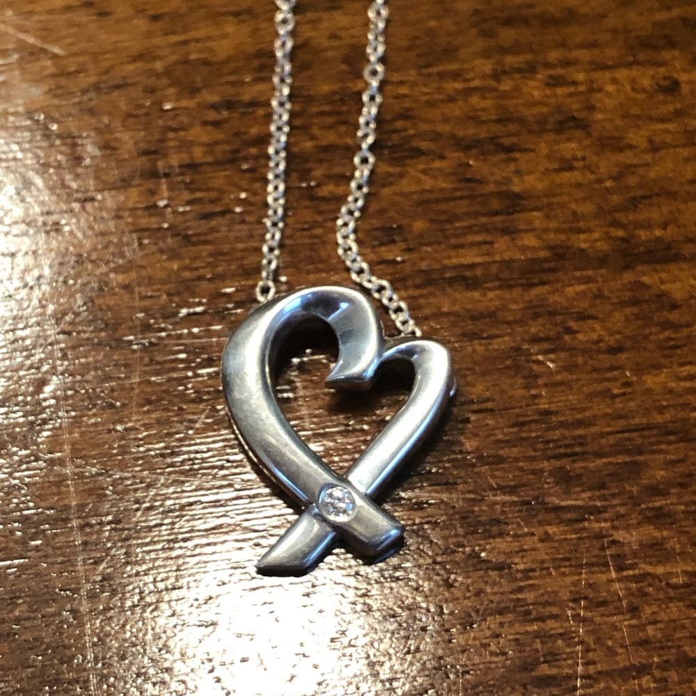 Tiffany & Co.,  Loving Heart w diamond necklace
